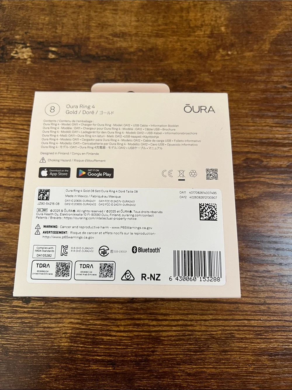 Oura Ring 4 Size 8: Gold